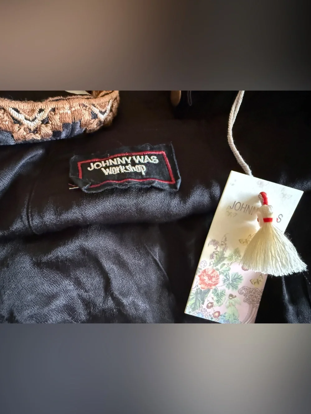 Johnny Was Artisan Embroidered Hobo Shoulder Bag Black Floral Boho Tote - Picture 4 of 4